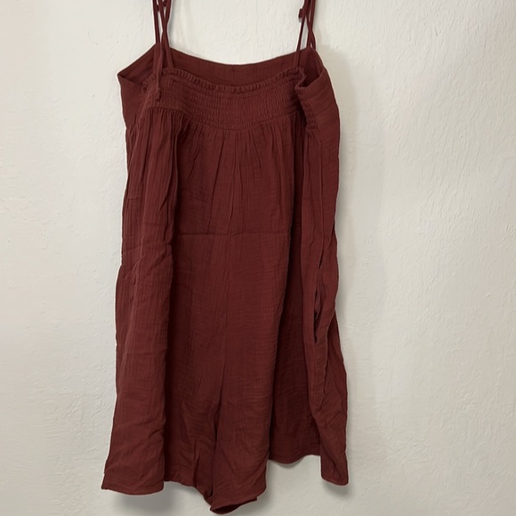 Gauze Romper - Picture 2 of 3